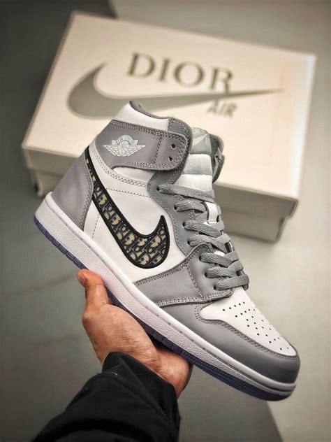 Tenis Nike X Dior Air Jordan 